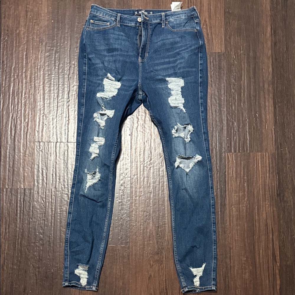Distressed skinny jeans, Women’s